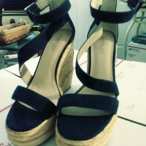 🎊CHARLES BY CHARLES DAVID WEDGES🎄